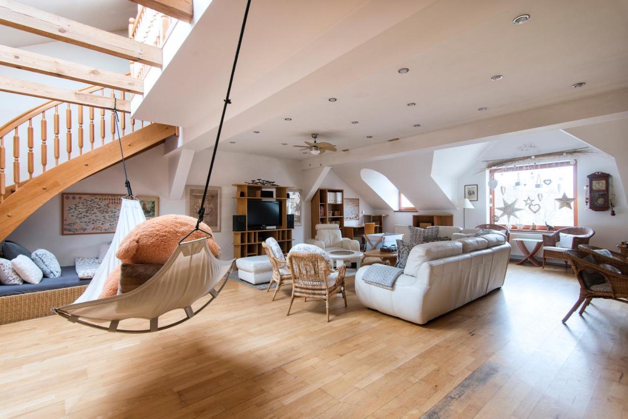 Apartment Neratovice エクステリア 写真
